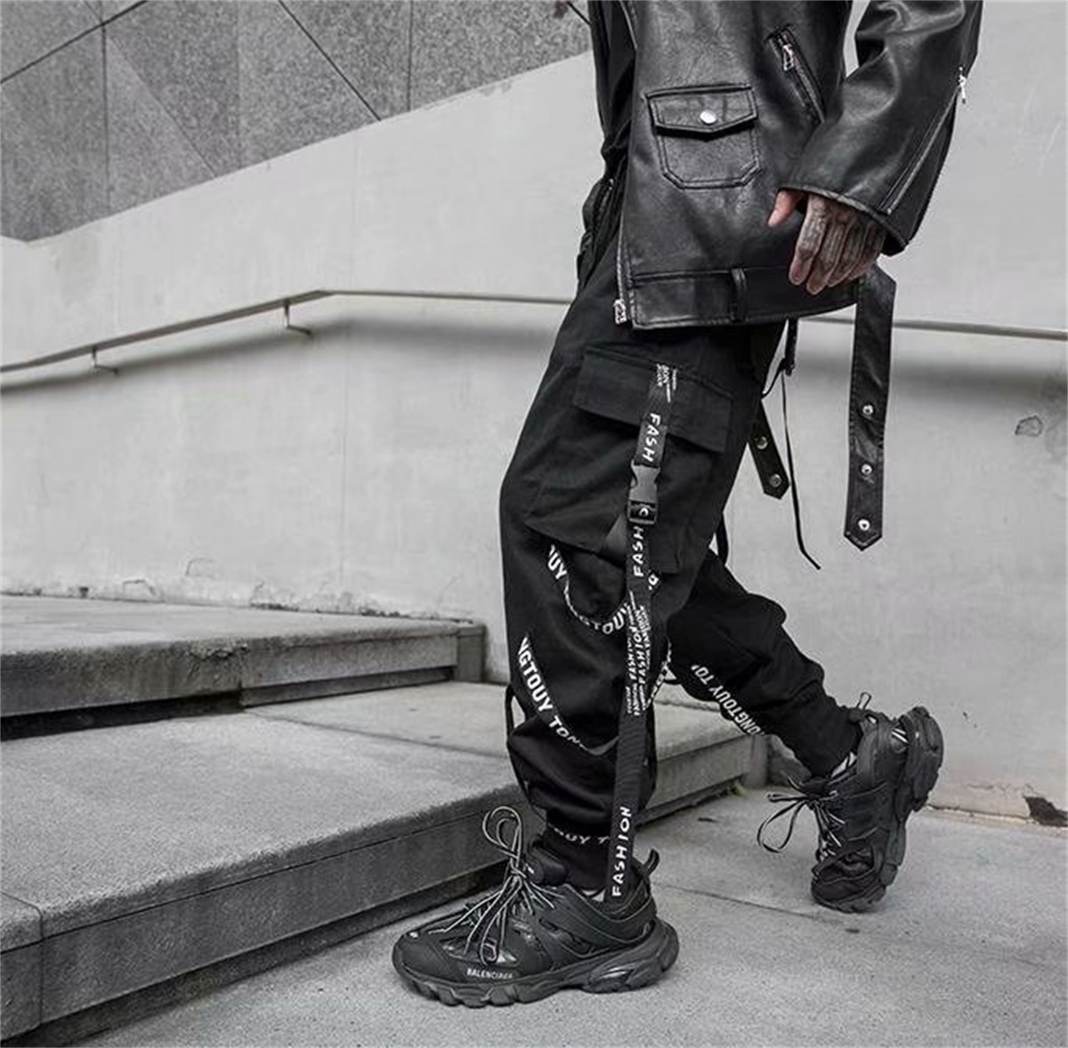 Street Fashion In Japanese - 패션 새로운 카고 바지 남성 조깅