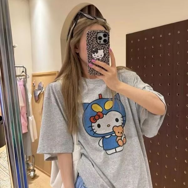 Street Fashion Casual - 반팔 헬로 키티 프린트 티셔츠 산리오