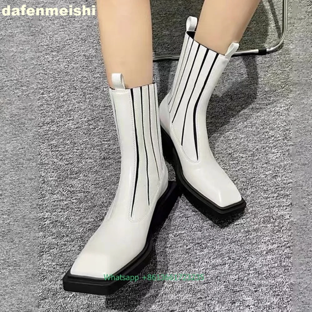 블랙 에나멜 가죽 스퀘어 토 여성 앵클 부츠 플랫폼 풀 - Street Fashion Rome 2025 리뷰 및 가격