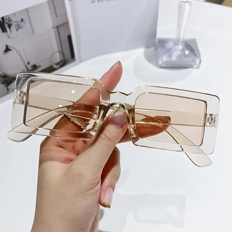 새로운 여성용 소형 프레임 선글라스 여성 패션 젤리 컬 - Street Fashion Glasses 리뷰 및 가격
