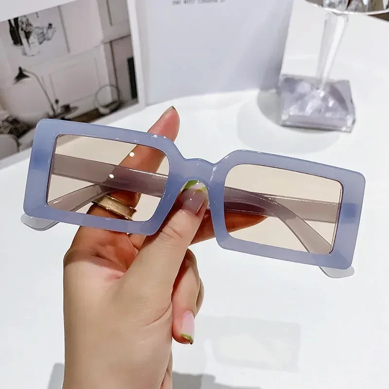 새로운 여성용 소형 프레임 선글라스 여성 패션 젤리 컬 - Street Fashion Glasses 리뷰 및 가격