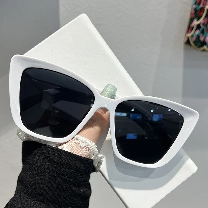 여성을위한 트렌디 한 고양이 눈 선글라스 레트로 스퀘어 - Street Fashion Glasses 리뷰 및 가격